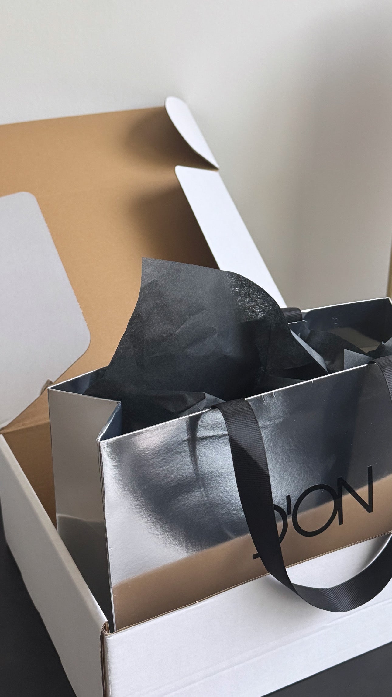 D’ON Gift Bag